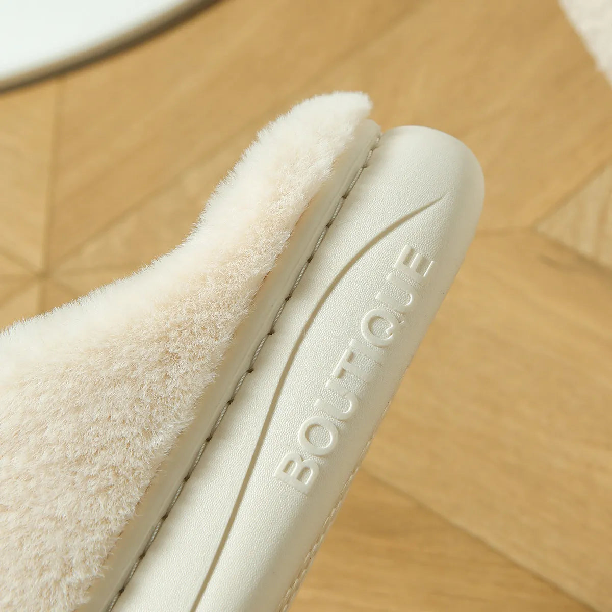 Panda-themed cotton and linen toe ring slippers with a non-slip PVC sole