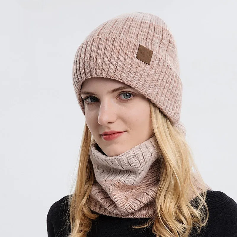 Fleece-lined thickened acrylic winter hat in dome style with matching neck warmer for men