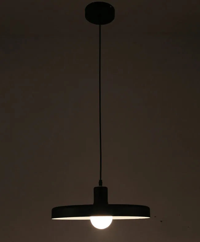 Aluminium alloy bar chandelier for restaurant lighting in black or white finish