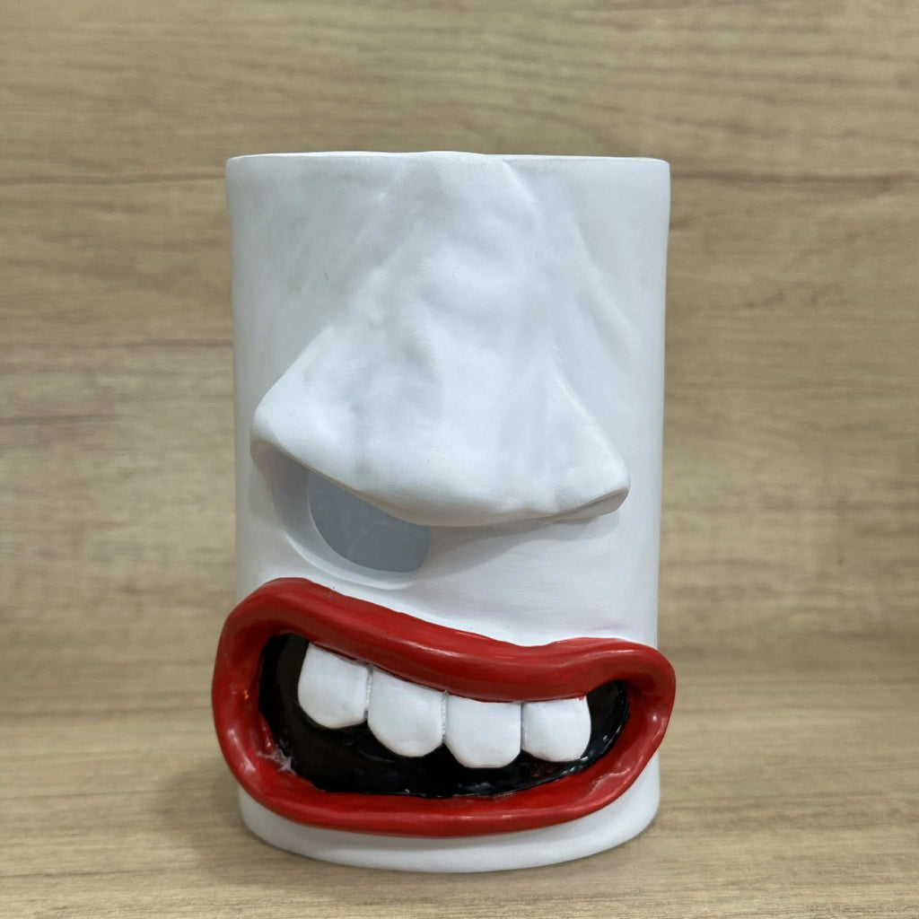 Decorative resin tissue box holder with American-style design on a desktop