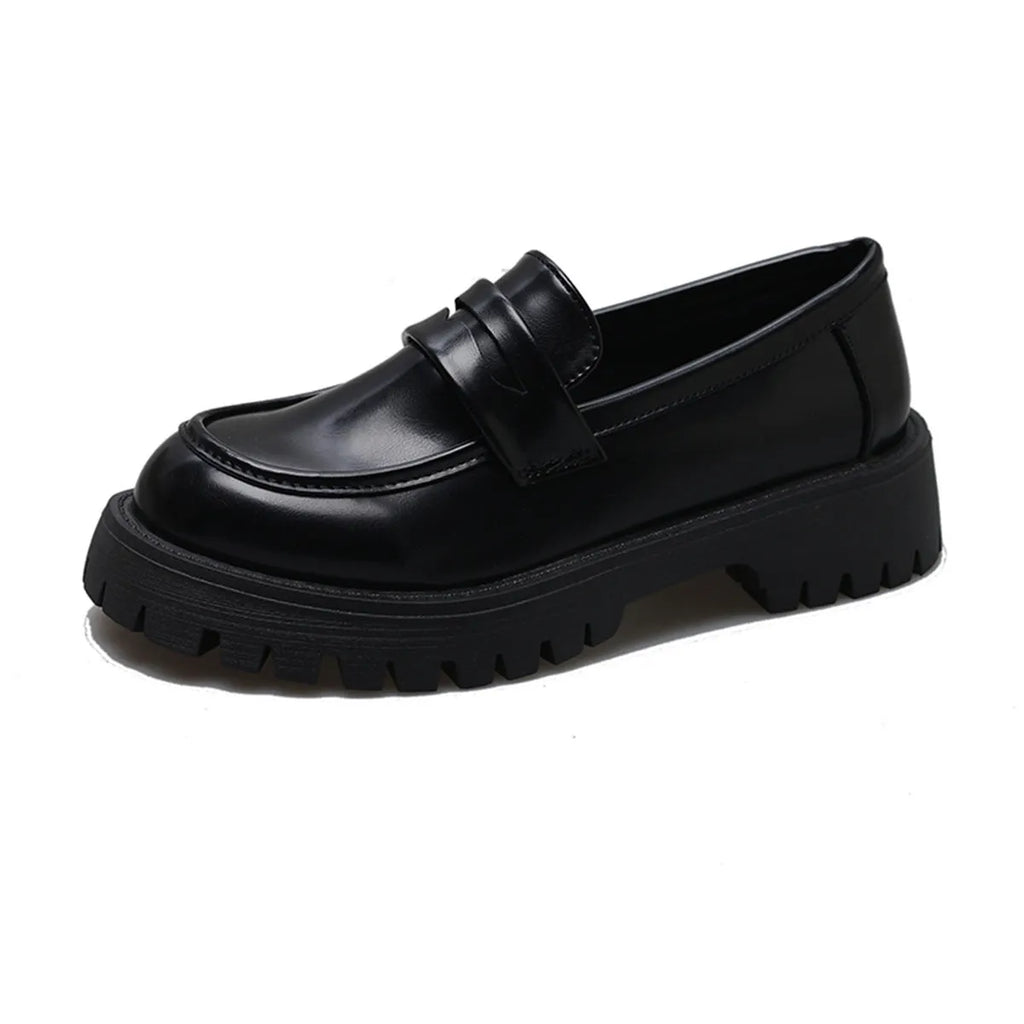 Chunky heel platform British style leather shoes for women in black, low heel, round toe