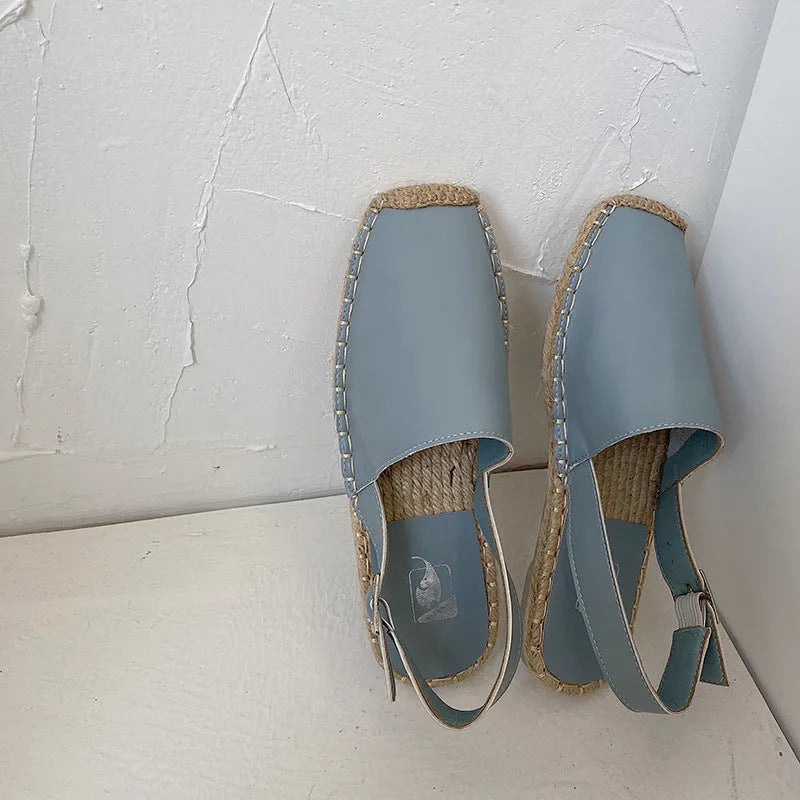 Women's retro fisherman-style flat sandals in canvas, shown in available colours.