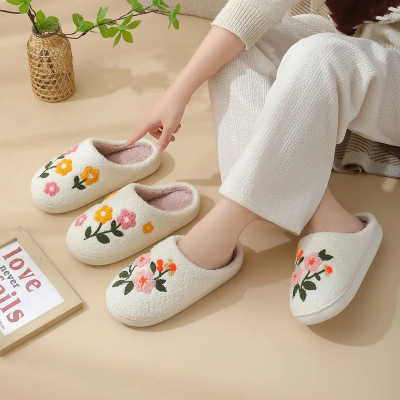 Three-colour flower cotton slippers with plush upper, embroidered detail and TPR sole in sizes 36-45