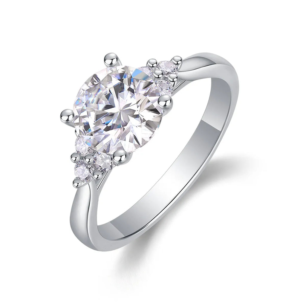 Galaxy Light wedding ring set with 2-carat moissanite in S925 silver platinum-plated band on white background