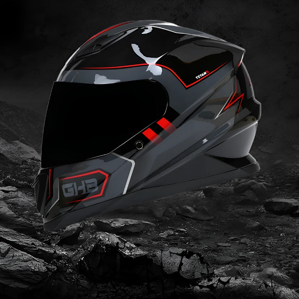 Simple ABS motorcycle helmet in matte black with transparent lens for off-road riding