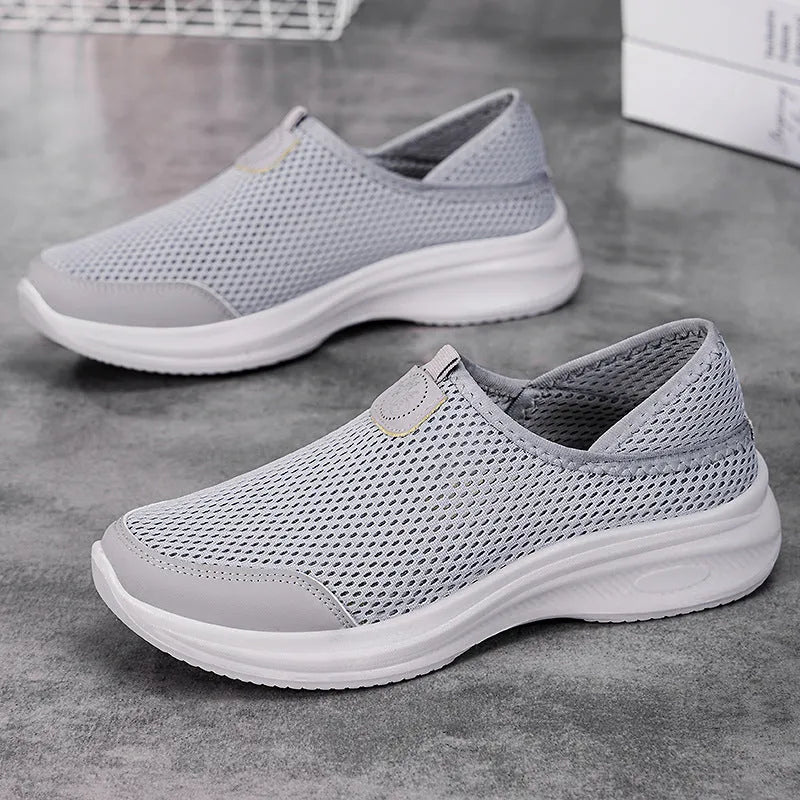 Summer breathable casual shoes with mosquito repellent mesh upper, PU texture, flat heel, low top, in black