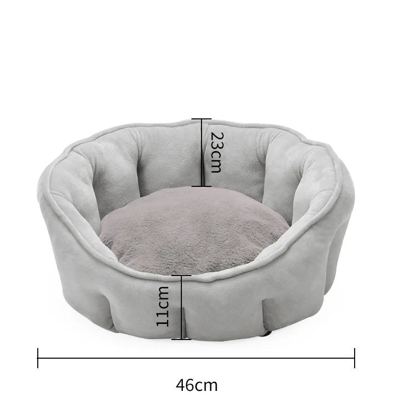 Plush thickened cat kennel 46x46x23cm in grey with enclosed sides for indoor use