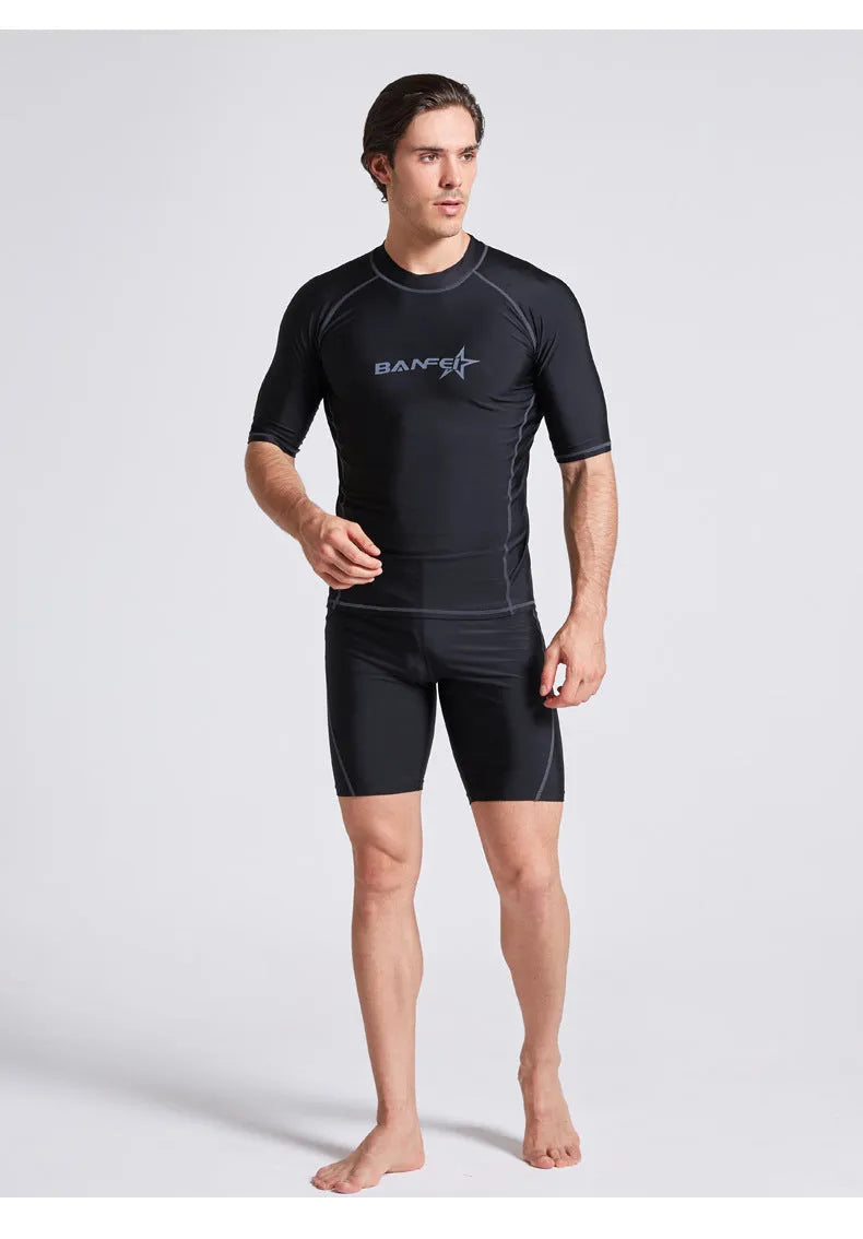 Men's quick-drying half sleeve swimsuit set for snorkelling and surfing in nylon fabric