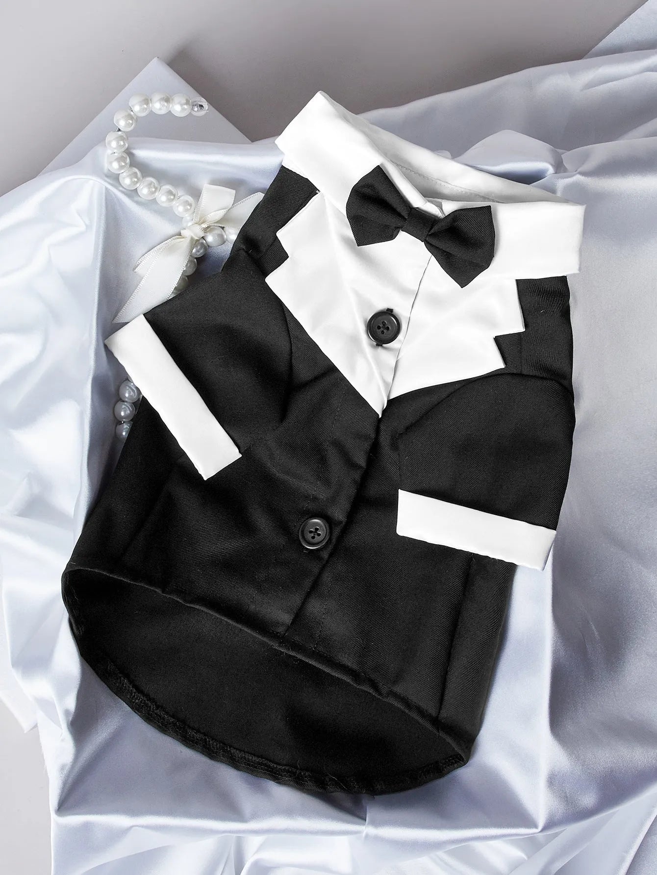 Chinese-style four-legged dog wedding suit in polyester fabric available in multiple sizes