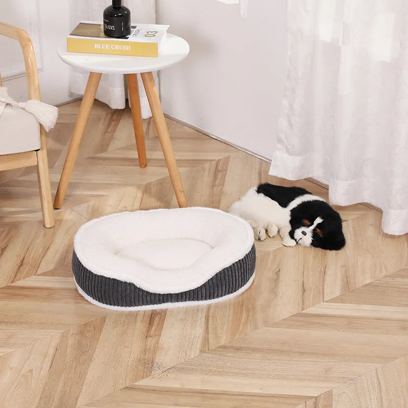 New autumn-winter pet bed with thick soft plush cushion in three sizes and colours