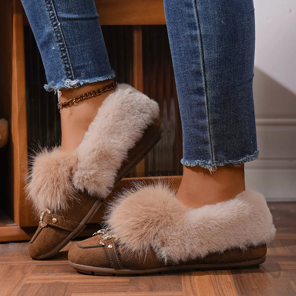 Women's cotton-padded velvet shoes in solid colour with fabric upper, flat heel, and TPR sole for indoor wear