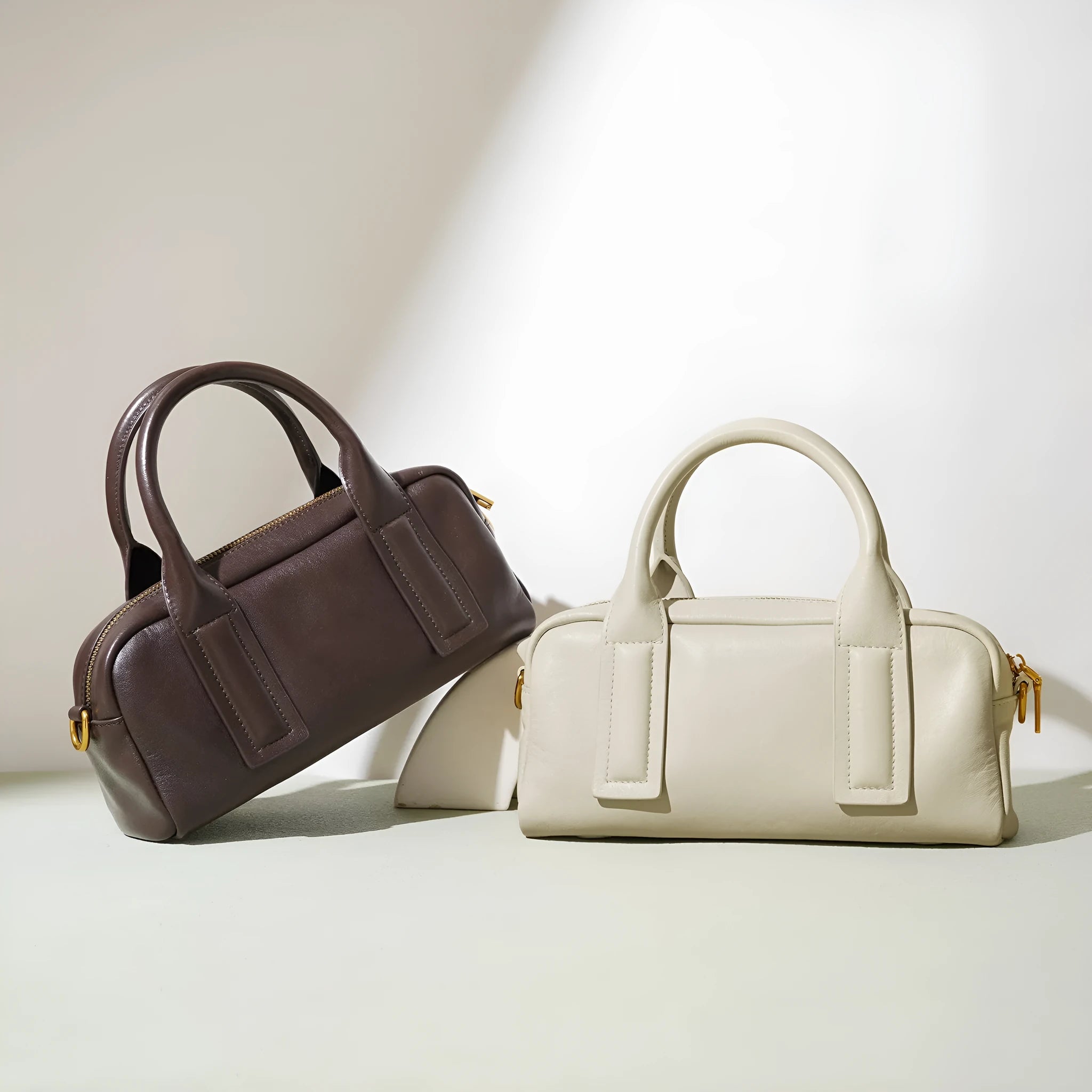 Soft first layer cowhide genuine leather crossbody handbag in brown with sewing line detail and sandwich pocket
