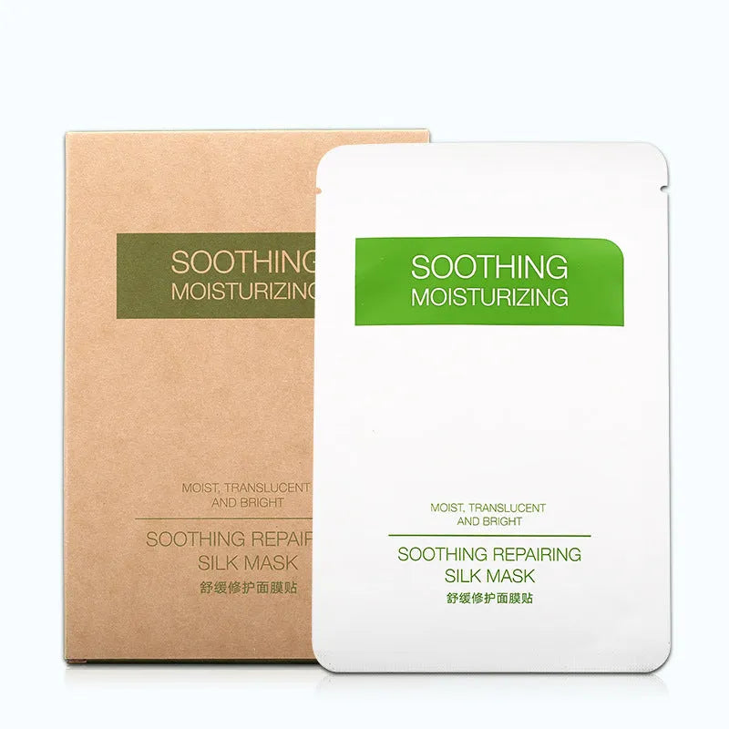 White silk facial mask for sensitive skin with 25g moisturising formulation in box packaging