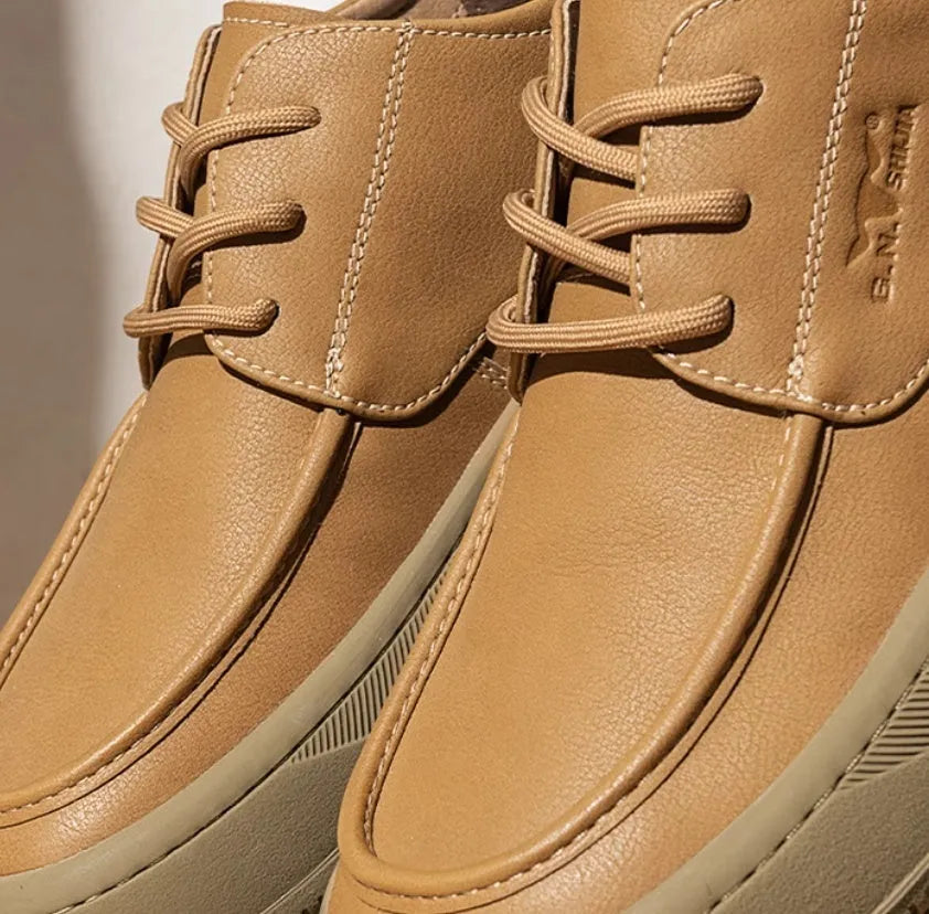 British retro brown casual leather shoes with big toe design and visible stitching