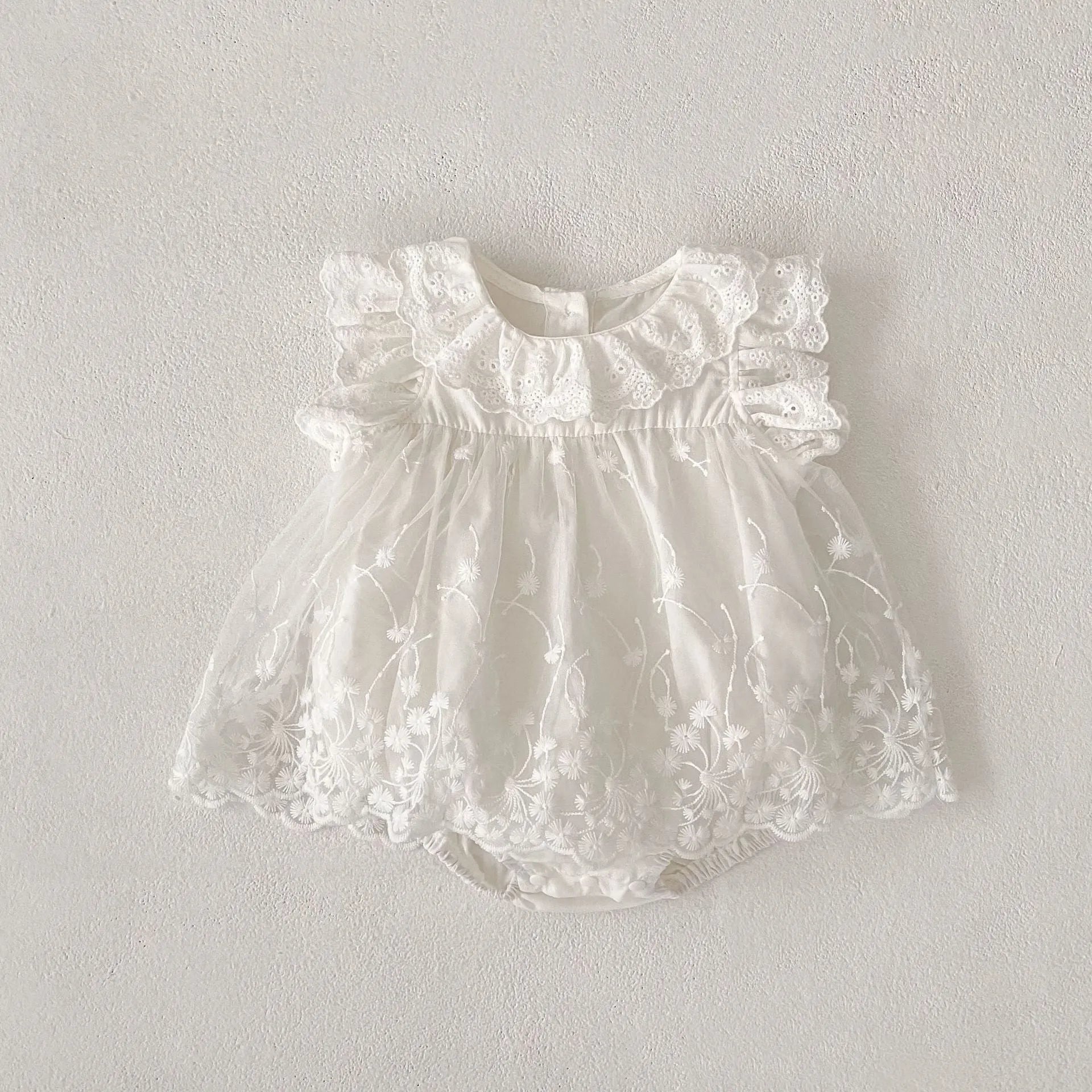 Girls cotton flounced sleeve lace triangle jumpsuit sleeveless creamy white summer