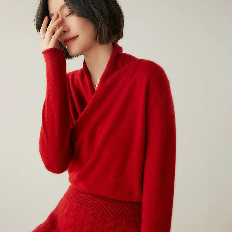 Women's V-neck cashmere sweater top in solid colour, long sleeves, straight tube silhouette, size M