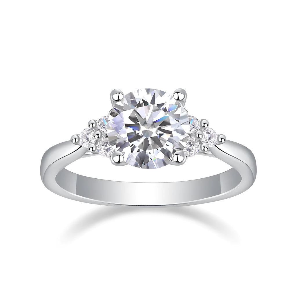 Galaxy Light wedding ring set with 2-carat moissanite in S925 silver platinum-plated band on white background