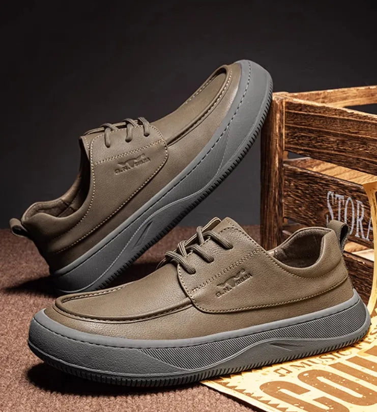 British retro brown casual leather shoes with big toe design and visible stitching