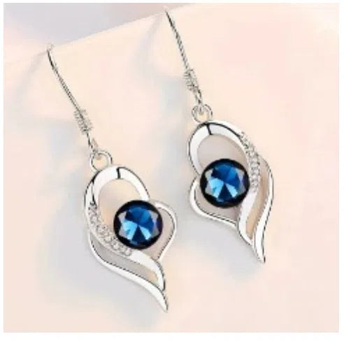 Micro inlaid zircon heart earrings in pure white colour on ear hook alloy studs