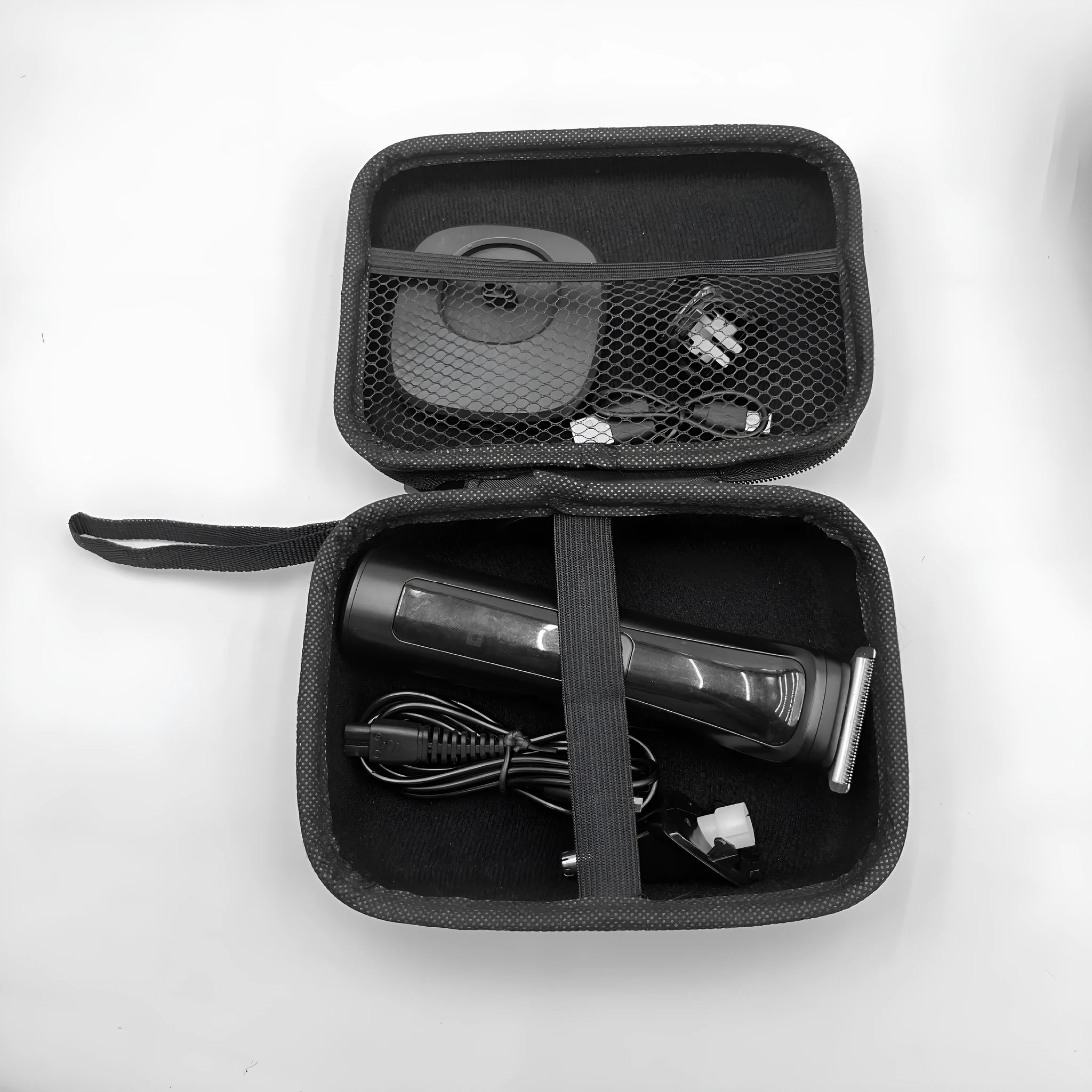 Multifunctional drop-resistant data cable storage bag in composite material with nylon outer, 17x12x7cm, rope handle
