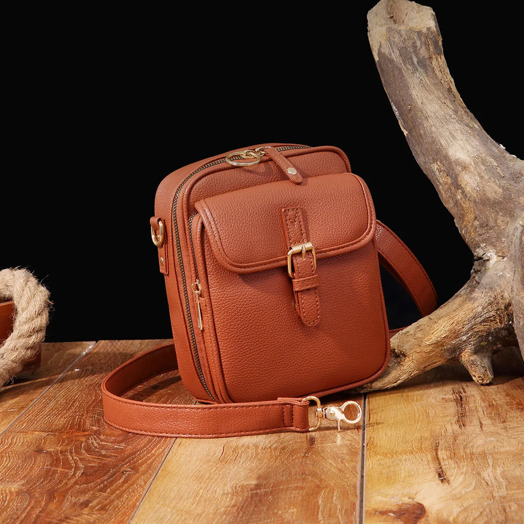 Unisex vintage large capacity PU messenger bag with retro brown finish and 10 card inserts