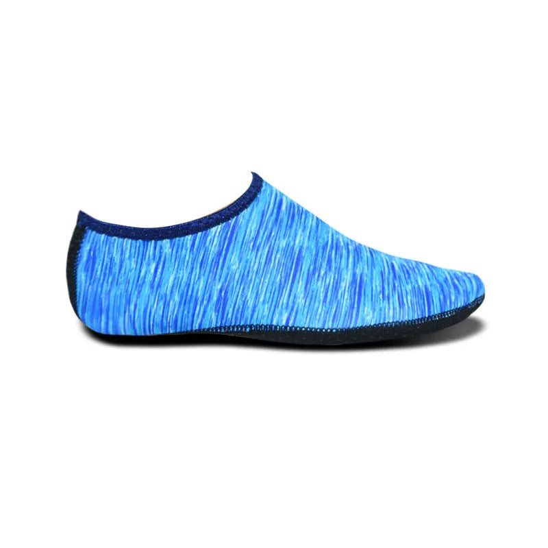 Printing 2.5mm rubber non-slip Lycra snorkeling diving socks for men and women in camouflage red