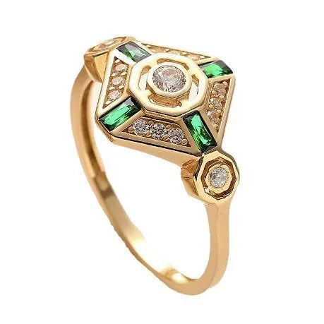 Ins-style square geometric emerald cut ring for women in Lvzuan colour on a white background.