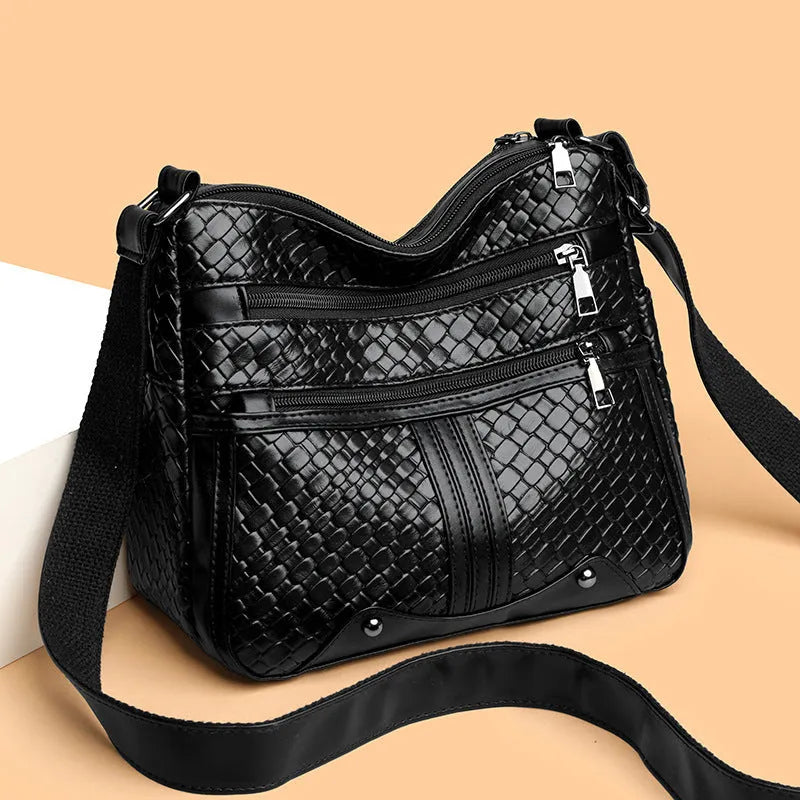 Woven texture single shoulder messenger bag with square shape and internal zipper compartment