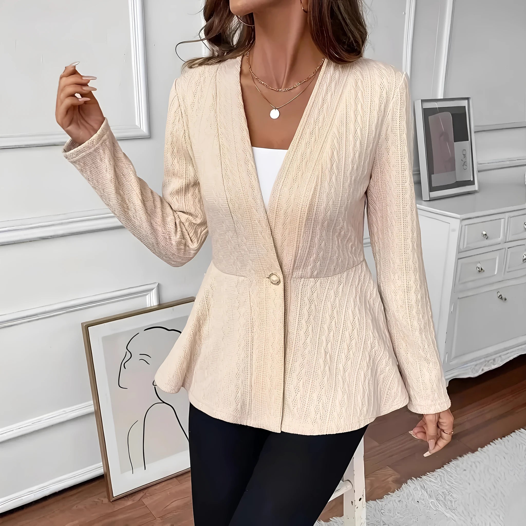 Women's apricot jacquard patterned knitted cardigan with one-button fastening