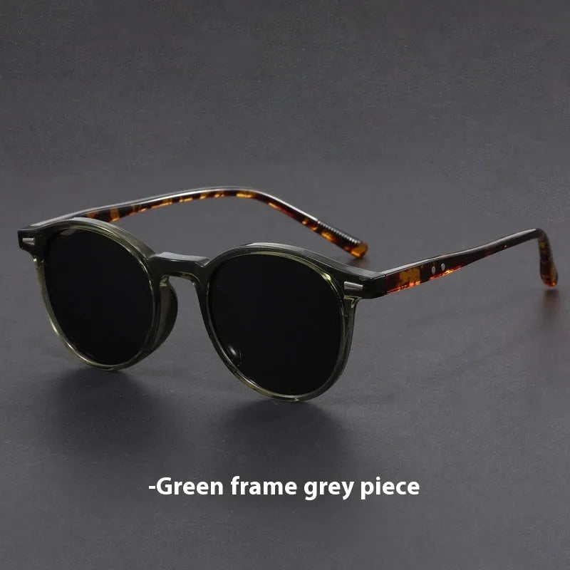 Ultra-light round frame sunglasses with oval lens in Sand Black colour