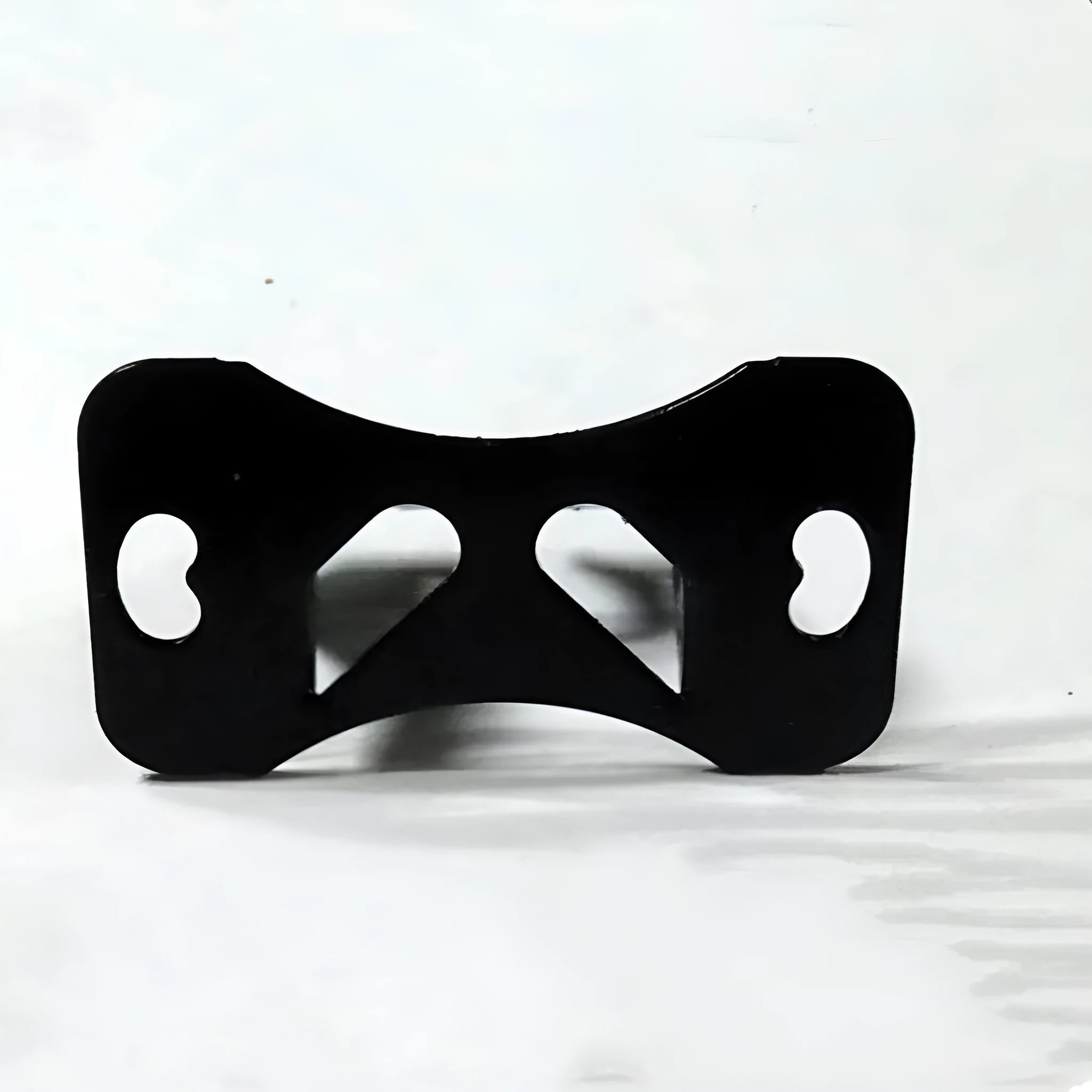 Black metal universal car camera holder with adjustable 120-degree angle bracket