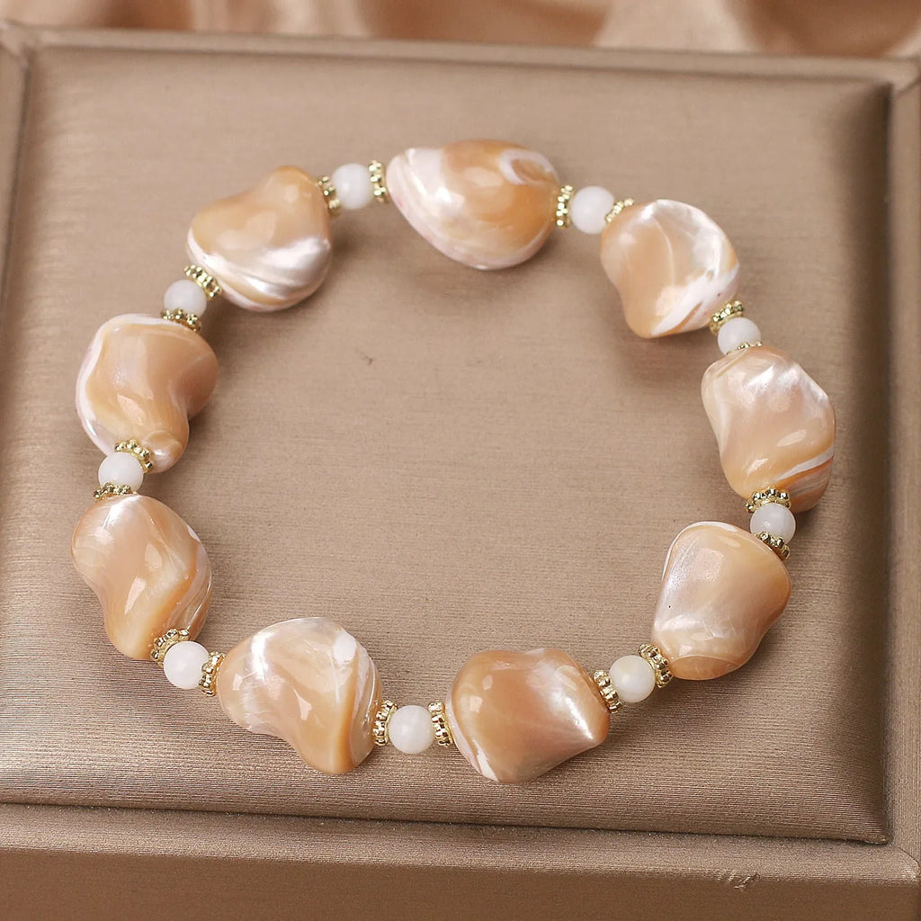 Women's natural freshwater special-shaped gold silk shell bracelet with agate beads in ethnic style