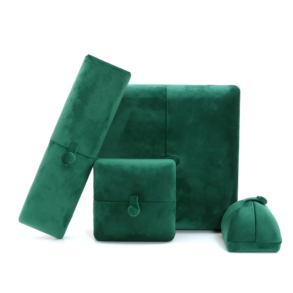 Dark green super soft flannel double ring box with gold plating, peacock green colour, open with rings inside