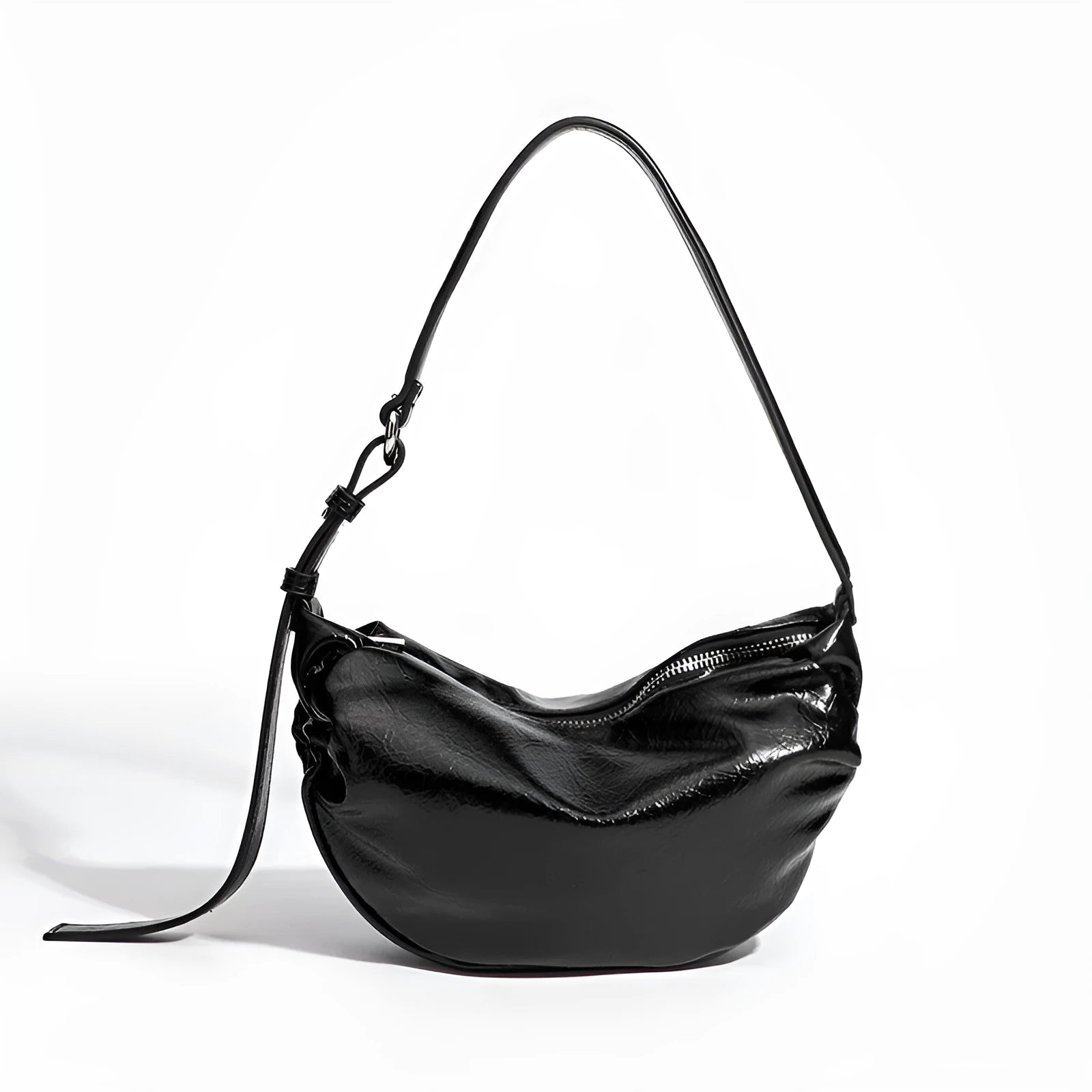 Black pleated dumpling-shaped PU shoulder bag with three-dimensional outer pocket and rock-and-roll style
