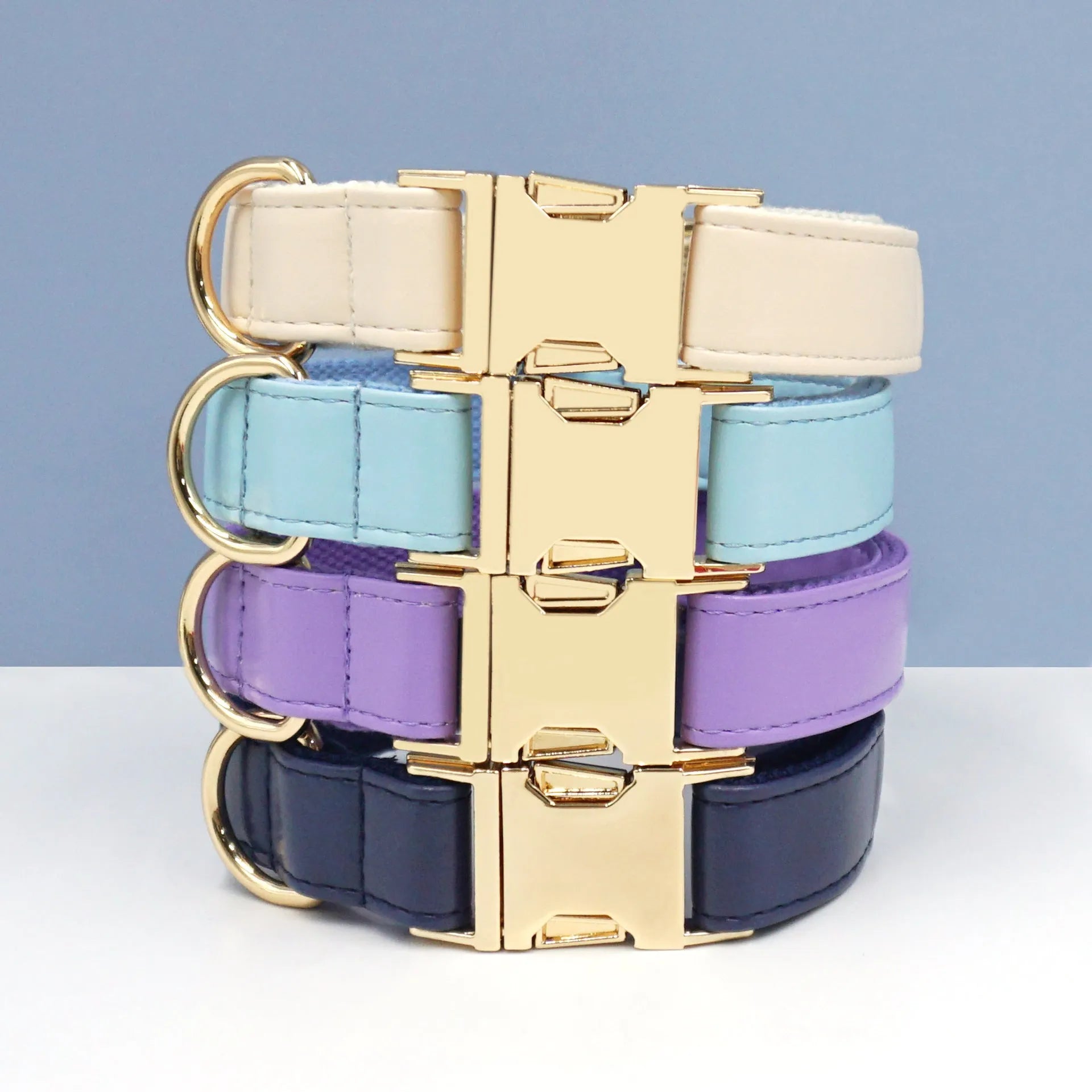 Leather dog collar with colour-blocking velvet trim in caramel on a dark brown base.