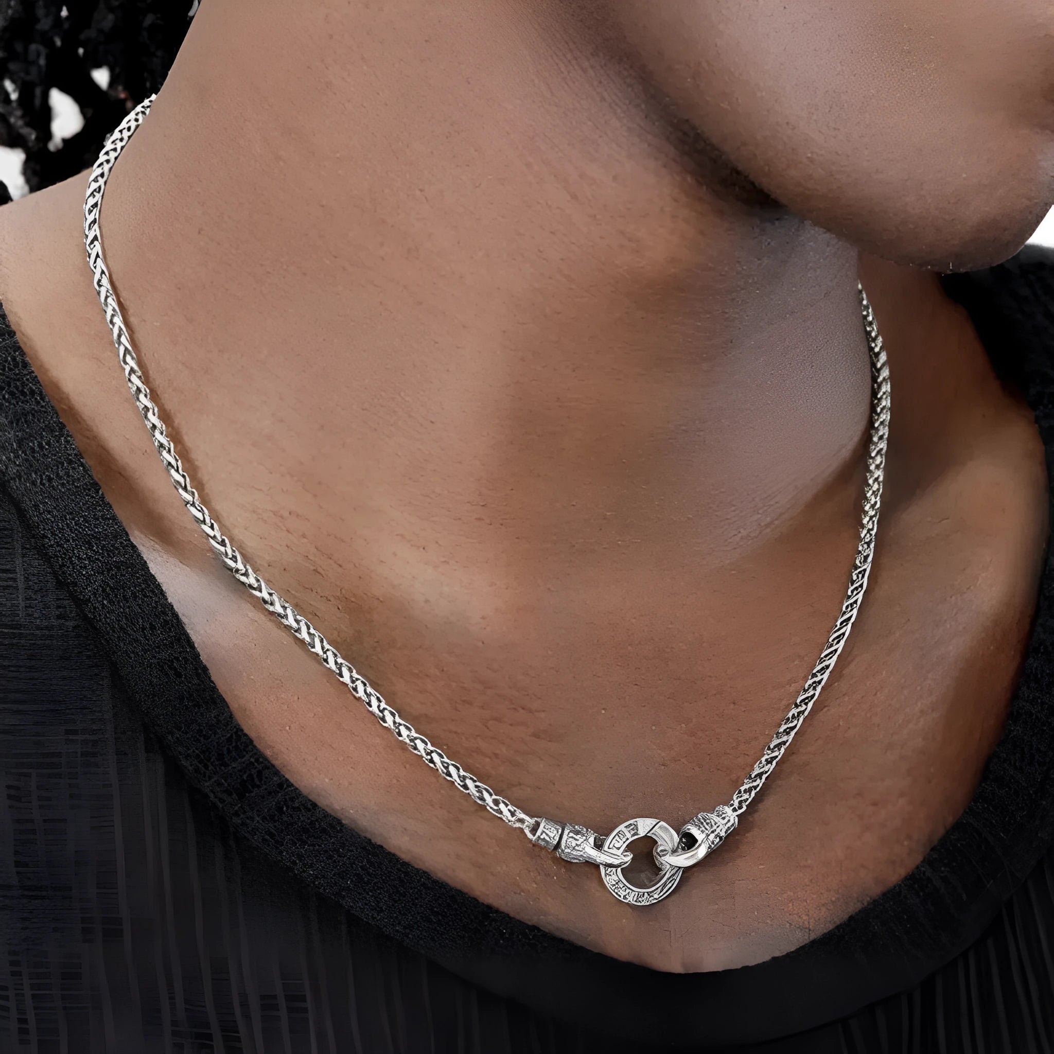 S925 sterling silver clavicle chain necklace for women in silver, showing length options.