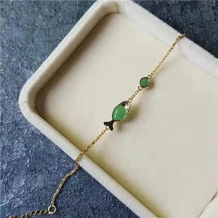 Gold colour electroplated copper retro bracelet for unisex fashion wear