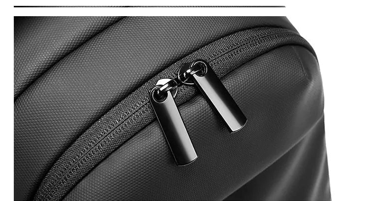 Men's waterproof crossbody bag in black Oxford cloth with zippered front and adjustable shoulder strap