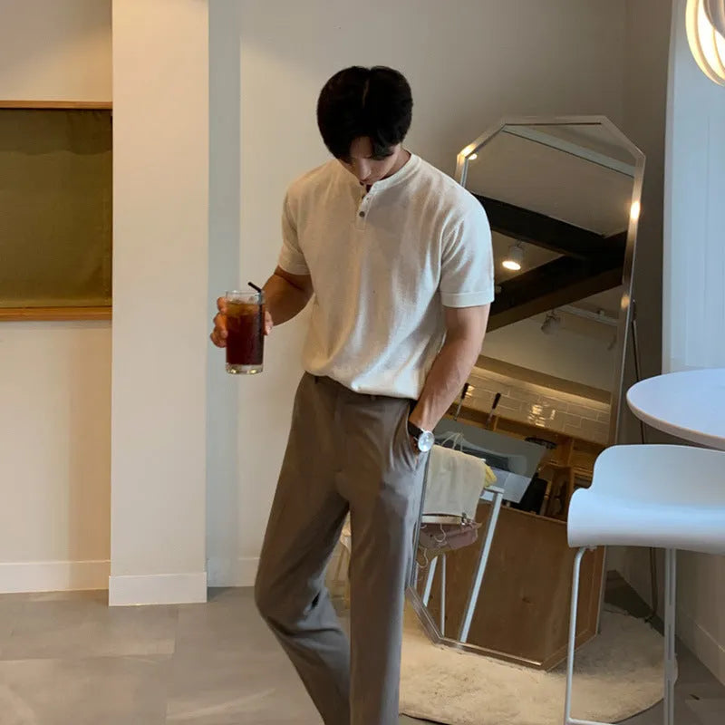 Men's slim-fit short-sleeved knitted shirt in ice silk fabric available in three colours