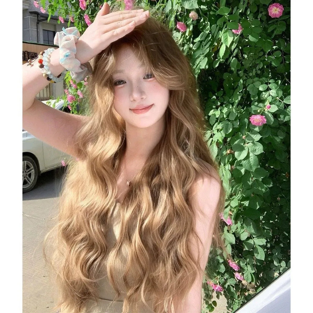Medium long curly brown wig in linen colour made from high-temperature synthetic fibre