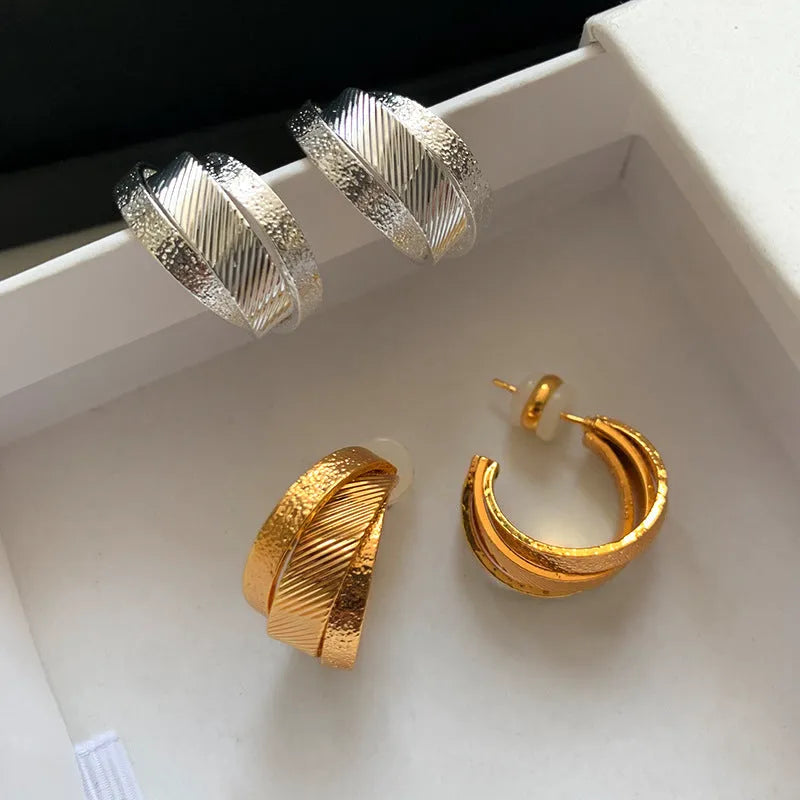 Gold and silver real gold plated women's ear studs, geometric ring shape, 2.0cm high on earlobe
