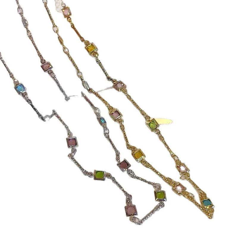 Square colour geometric clavicle chain necklace with artificial crystal details in gold or white K plating