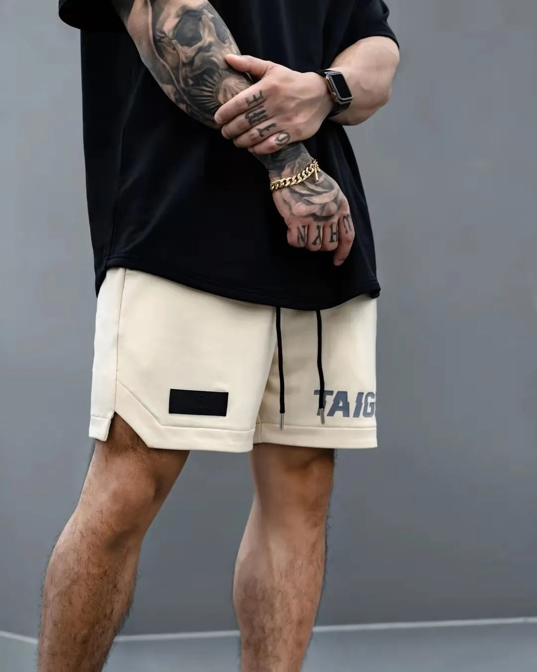 Loose men's side zipper shorts in khaki for fitness exercise running cotton blend moisture absorption