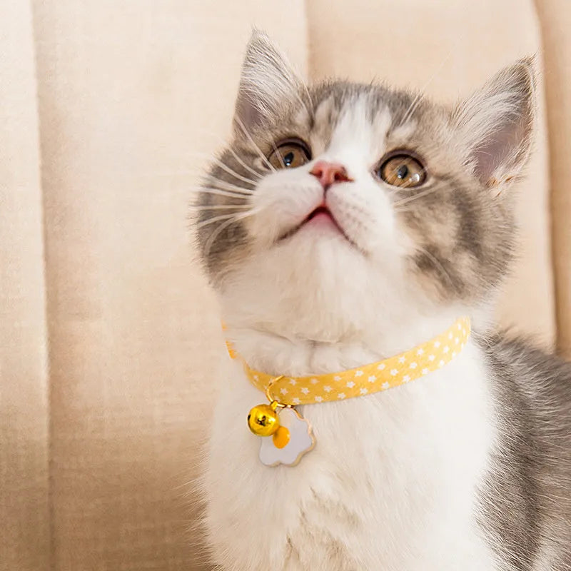 Adjustable cat collar with bell pendant and bow tie in green, pink or yellow for small pets