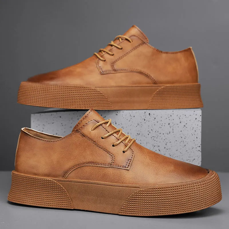 Men's lace-up platform board shoes in brown with artificial PU upper and low top design.