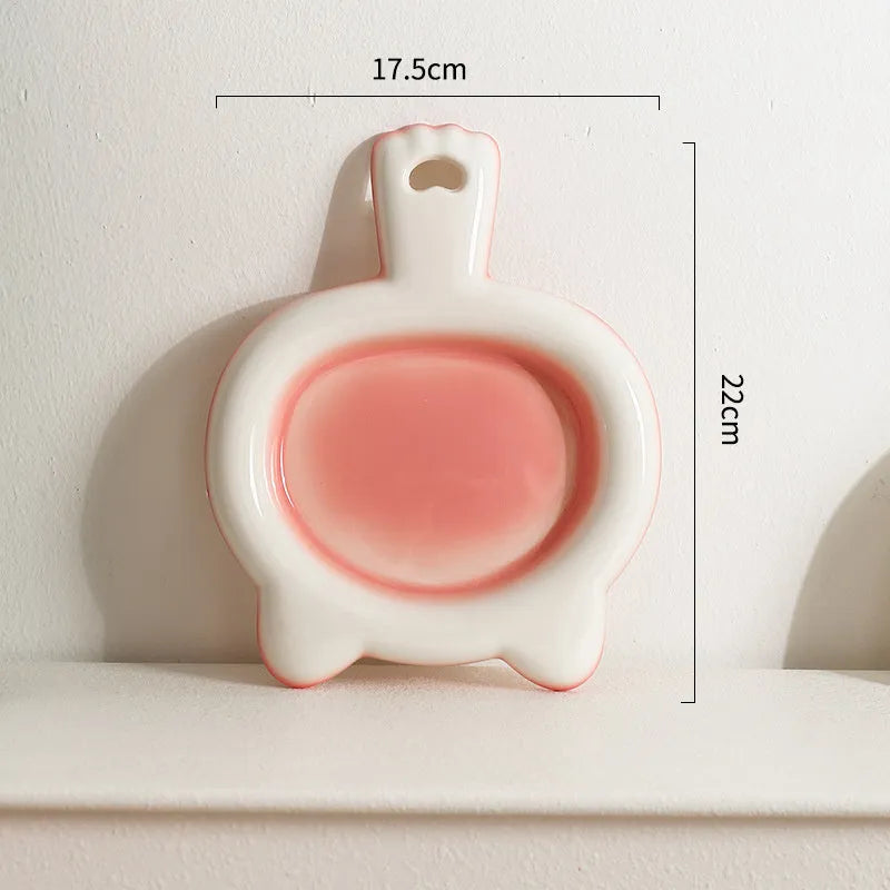 Ceramic cat bowl in shallow design with non-stick glazed surface