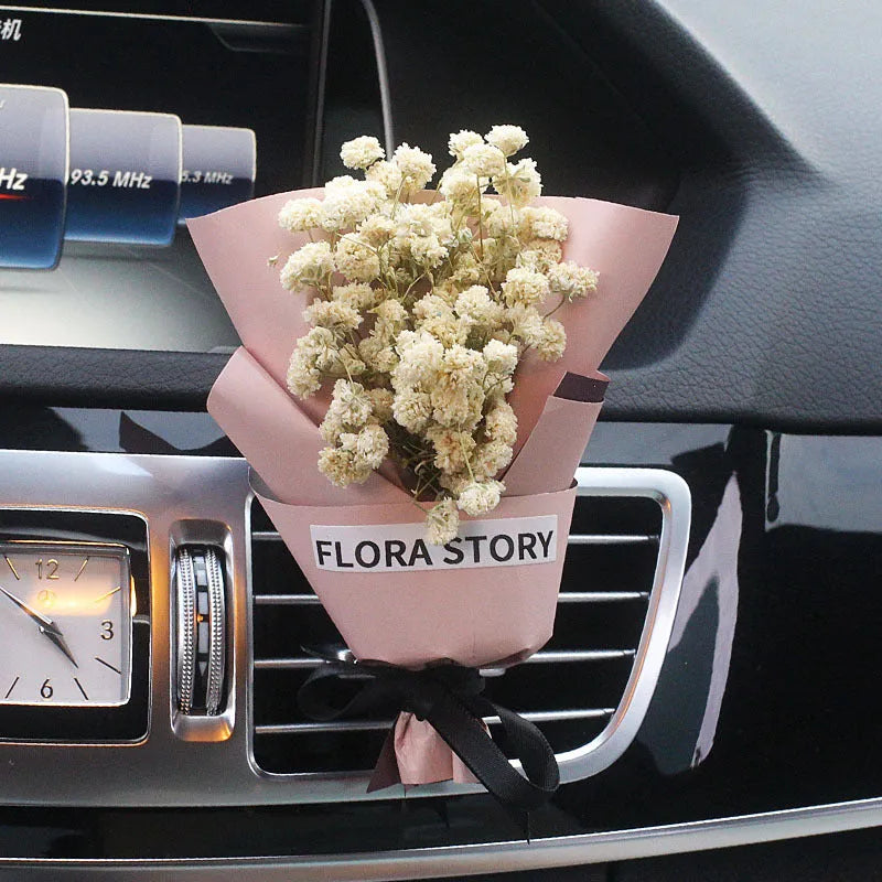 Dried flower bouquet and fragrance slices for car air outlet mounting