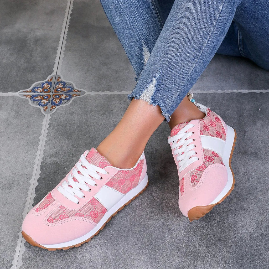Oversized women's casual flower lace-up shoes in khaki with artificial PU upper and flat rubber sole