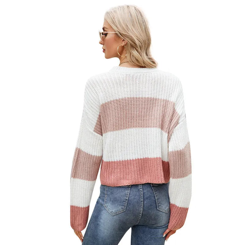 Women's striped acrylic pullover jumper with V-neck and 40cm short length in loose fit