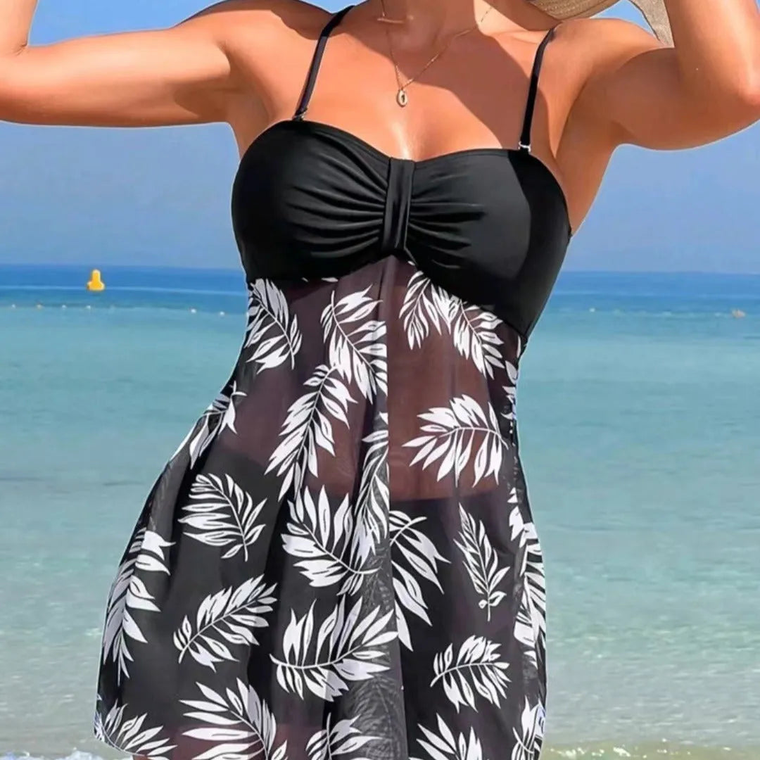 Women's high-waist swimsuit boxer shorts with mesh panel in three colour options